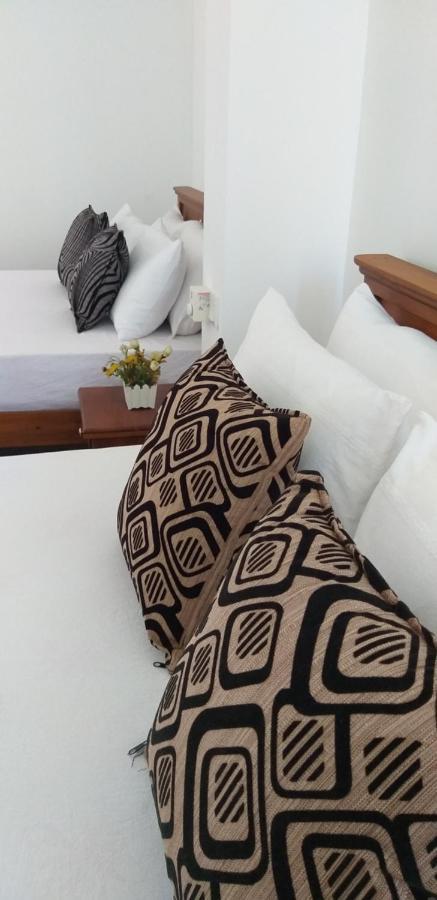 Mahaweli King'S Villa Kandy Ngoại thất bức ảnh